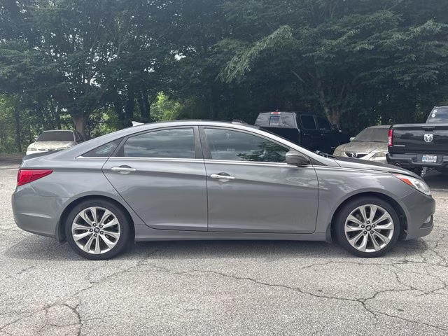 2013 Harbor Gray Metallic Hyundai Sonata SE FWD Sedan