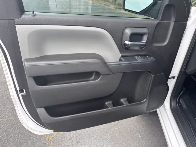 2018 Summit White Chevrolet Silverado 1500 RWD Truck