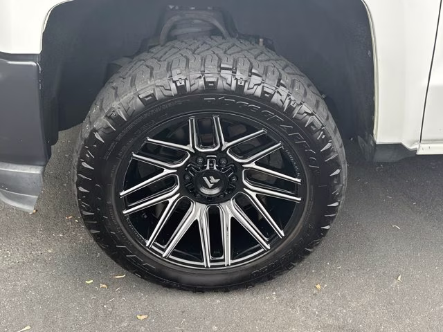 2018 Summit White Chevrolet Silverado 1500 RWD Truck