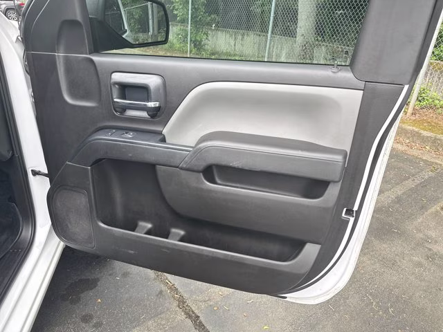 2018 Summit White Chevrolet Silverado 1500 RWD Truck