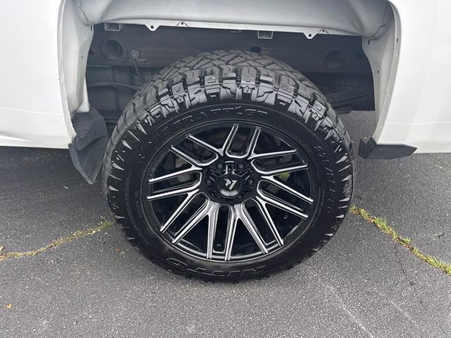 2018 Summit White Chevrolet Silverado 1500 RWD Truck