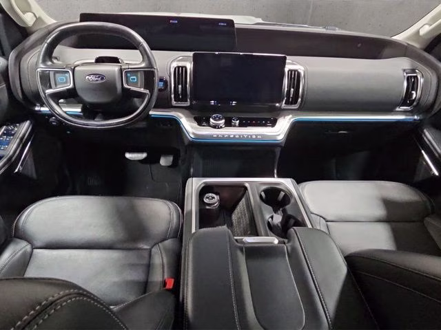 2025 Agate Black Metallic Ford Expedition Max Platinum 4X4 SUV