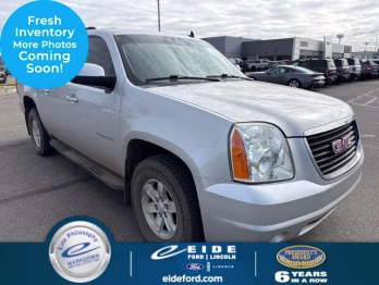 2014 Quicksilver Metallic GMC Yukon XL SLE 1500 4X4 SUV