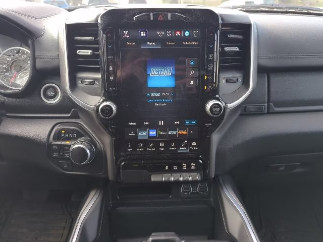 2024 Granite Crystal Metallic Clearcoat Ram 1500 Big Horn/Lone Star 4X4 Truck