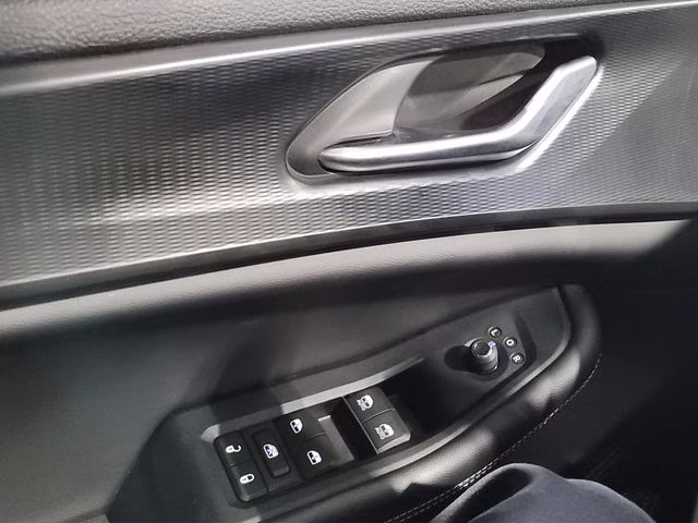 2023 Diamond Black Crystal Pearlcoat Jeep Grand Cherokee Altitude X 4X4 SUV