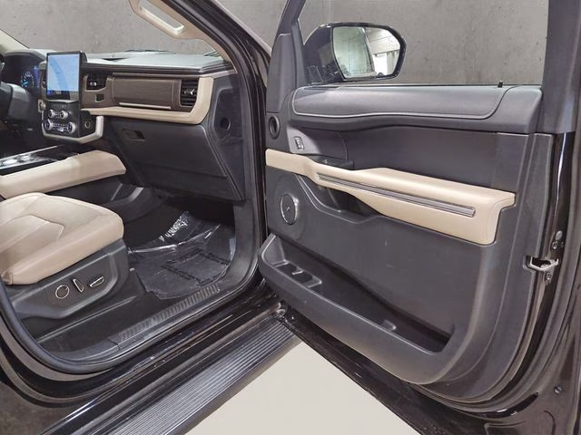 2024 Agate Black Metallic Ford Expedition Limited 4X4 SUV