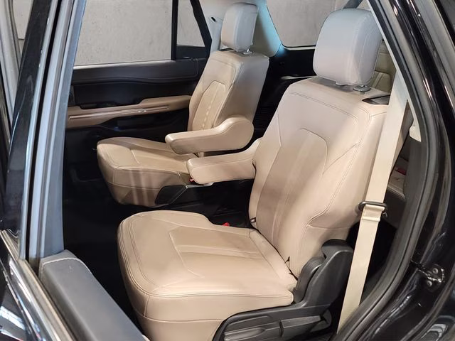 2024 Agate Black Metallic Ford Expedition Limited 4X4 SUV