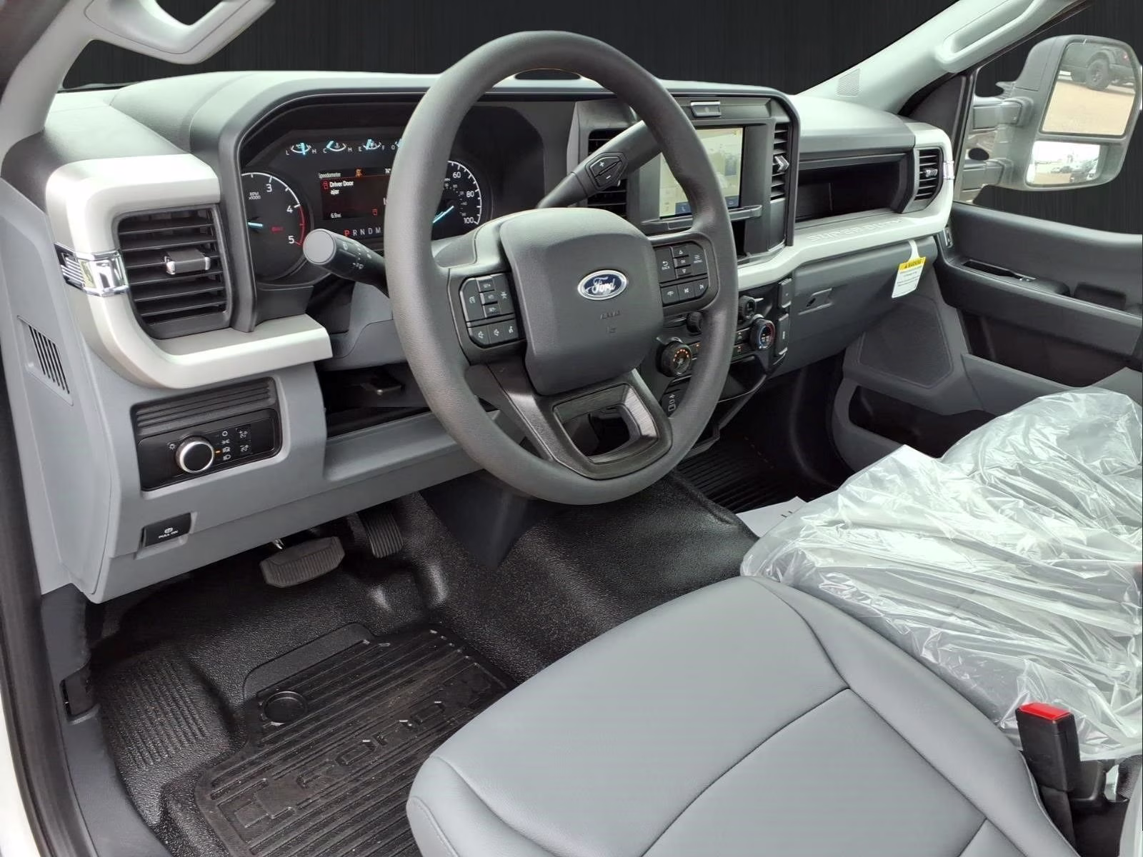2026 Oxford White Ford Super Duty F-450 DRW XL RWD Chassis