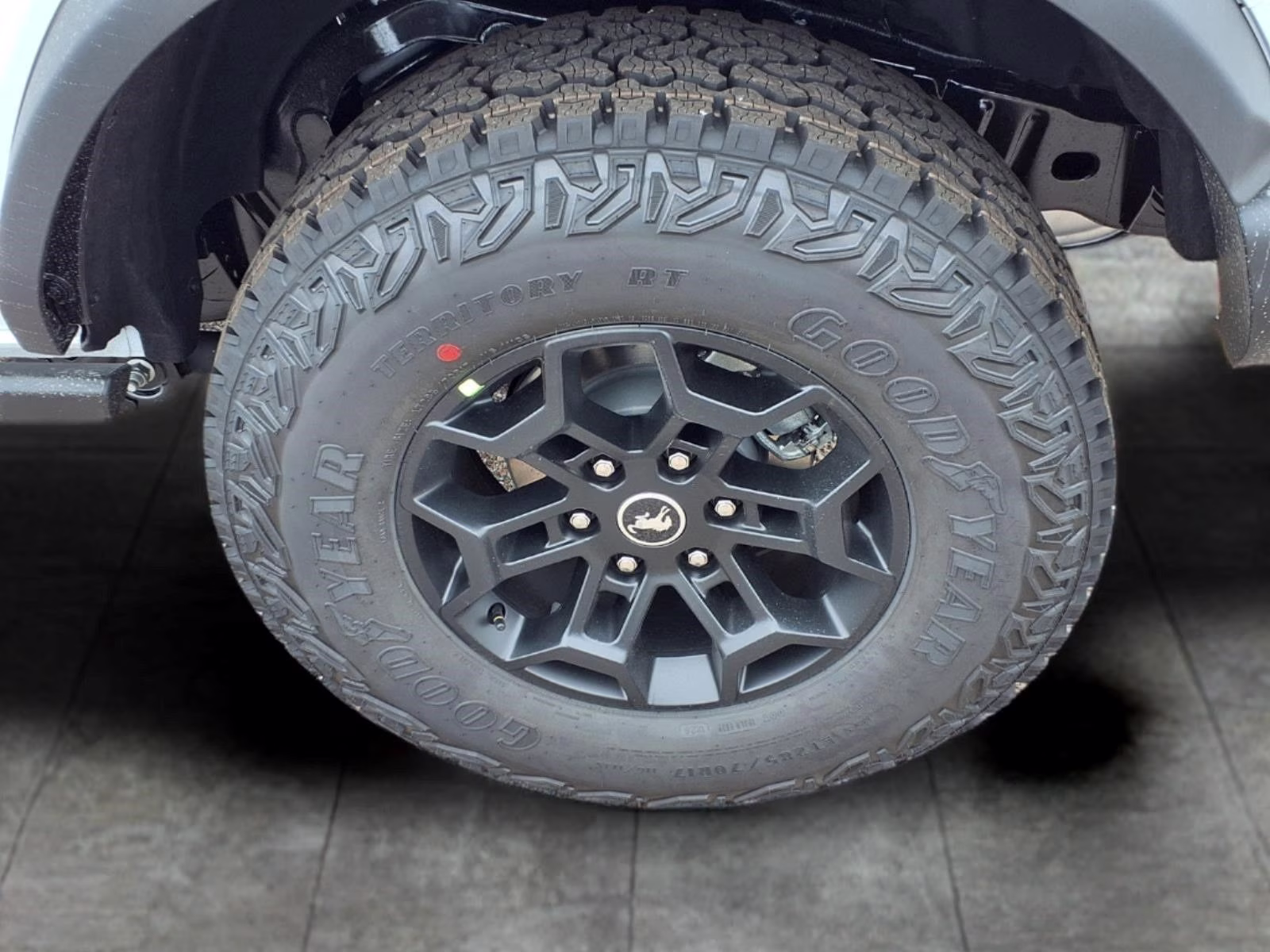 2026 Oxford White Ford Bronco Badlands 4X4 SUV