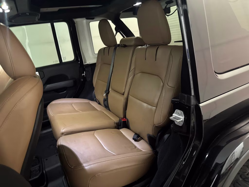 2021 Black Clearcoat Jeep Wrangler Unlimited Rubicon 4xe 4X4 SUV