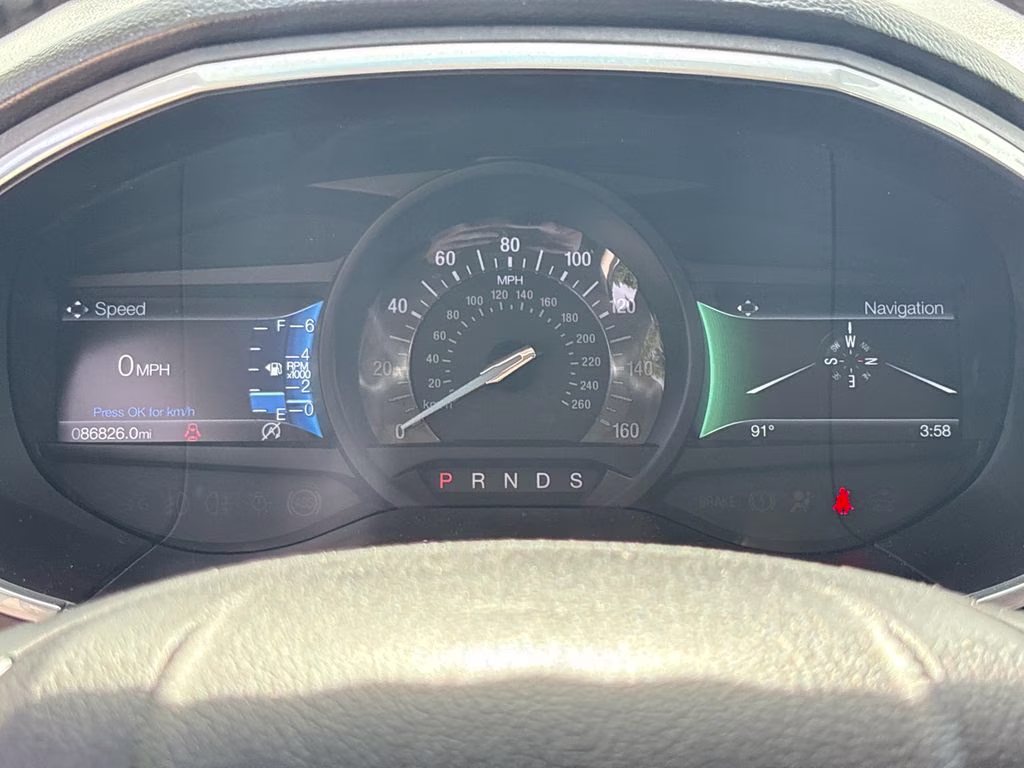2020 Iconic Silver Metallic Ford Edge Titanium FWD SUV