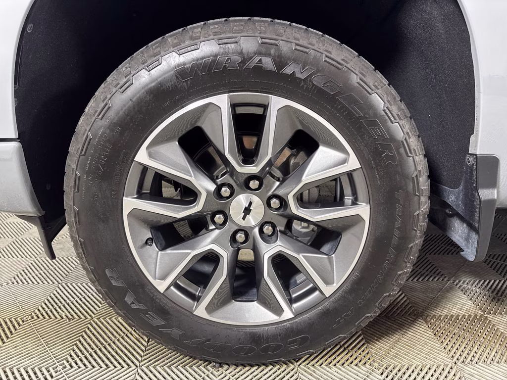 2025 Slate Gray Metallic Chevrolet Silverado 1500 RST 4X4 Truck