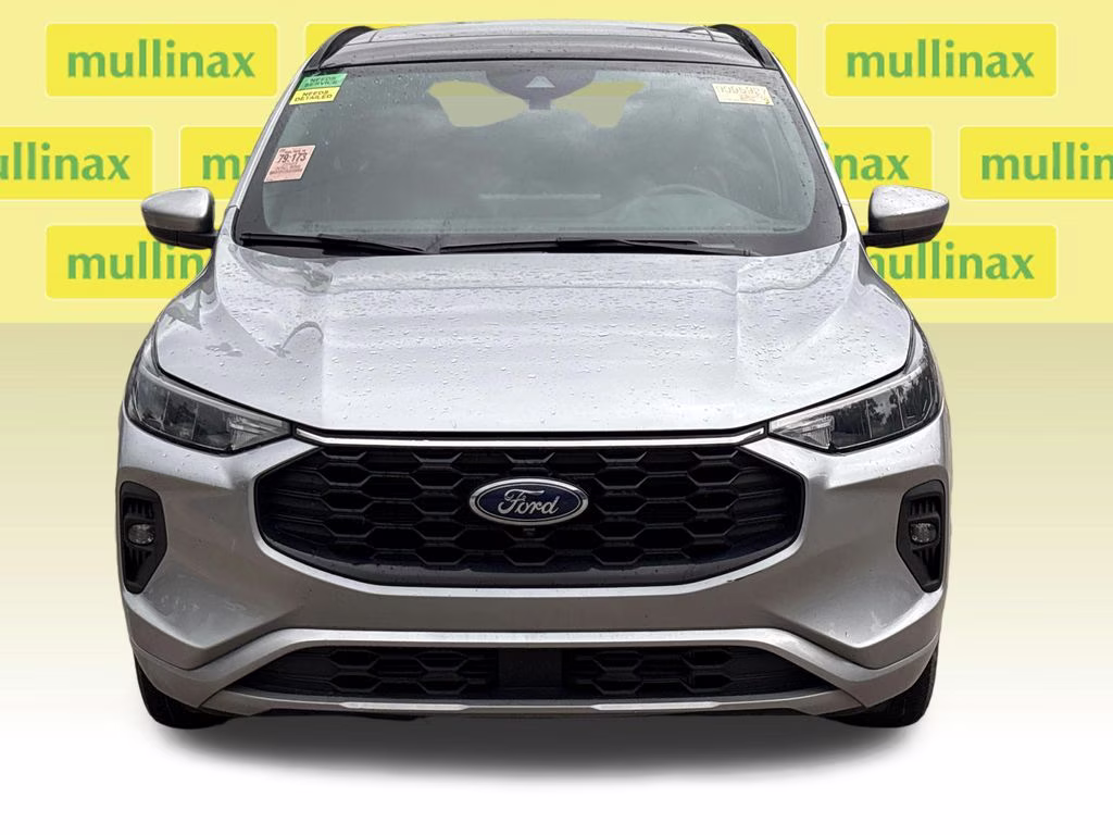 2023 Iconic Silver Metallic Ford Escape ST-Line Select AWD SUV