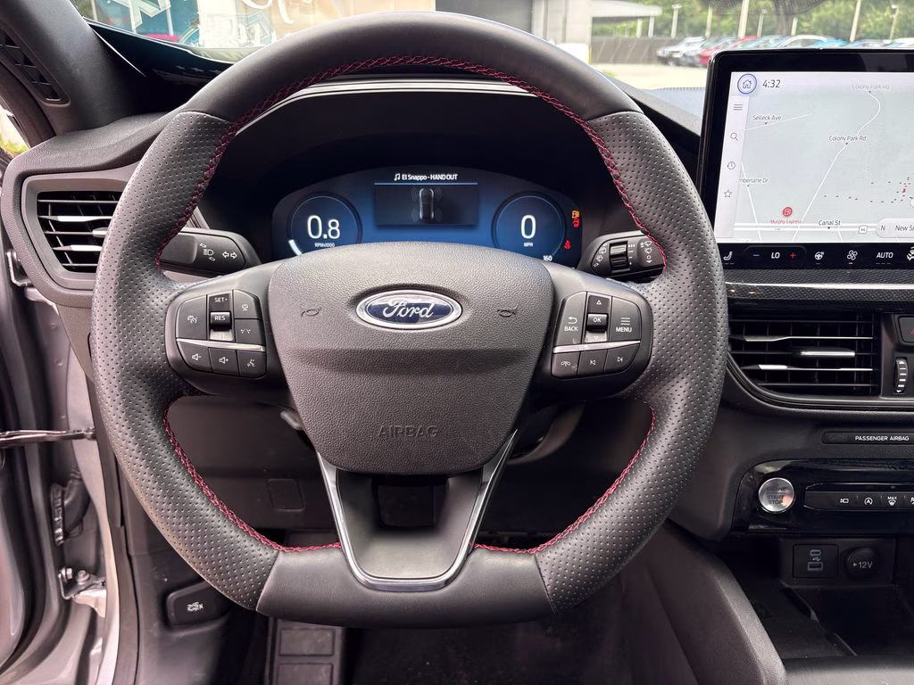 2023 Iconic Silver Metallic Ford Escape ST-Line Select AWD SUV