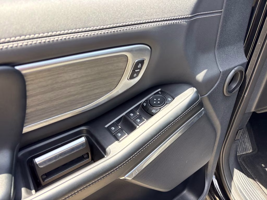 2025 Agate Black Metallic Ford Expedition Platinum 4X4 SUV
