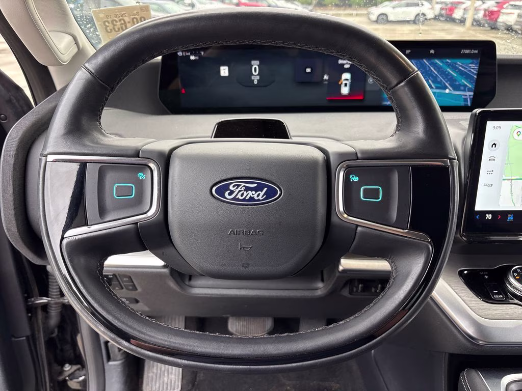 2025 Agate Black Metallic Ford Expedition Platinum 4X4 SUV