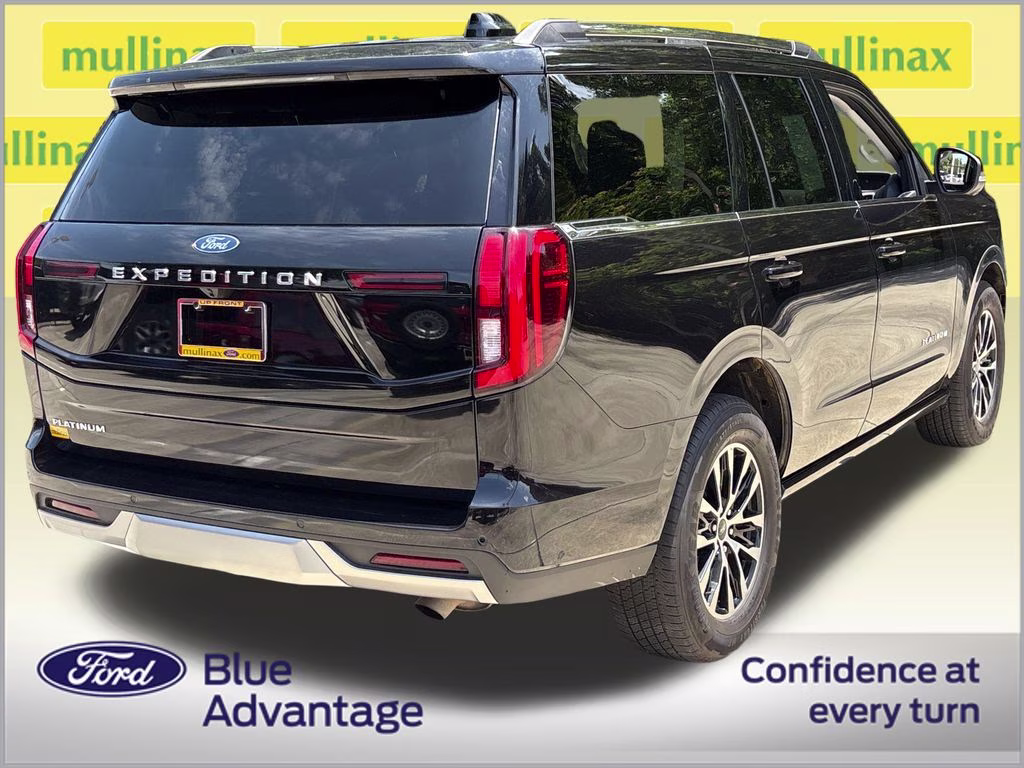2025 Agate Black Metallic Ford Expedition Platinum 4X4 SUV