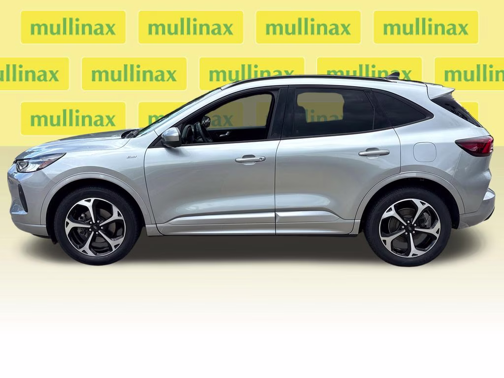 2023 Iconic Silver Metallic Ford Escape ST-Line Select AWD SUV