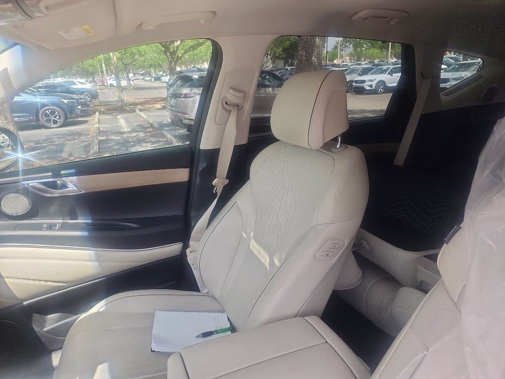 2021 Himalayan Gray Genesis GV80 2.5T Advance (A8) AWD SUV