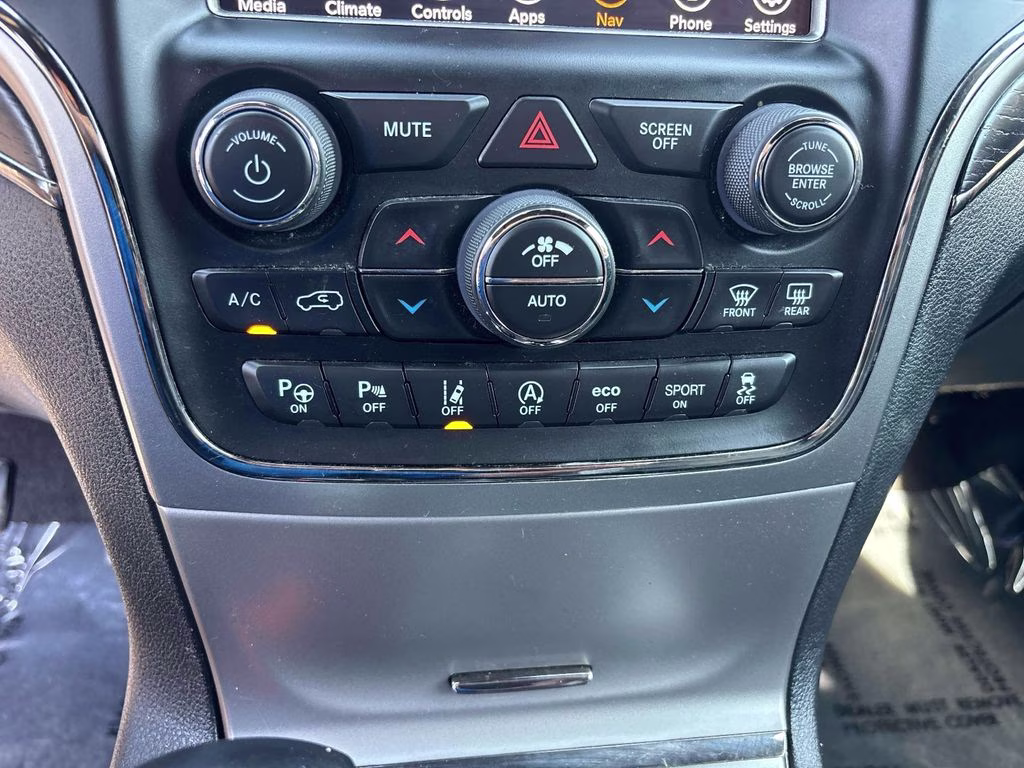 2018 Bright White Clearcoat Jeep Grand Cherokee Overland 4X4 SUV
