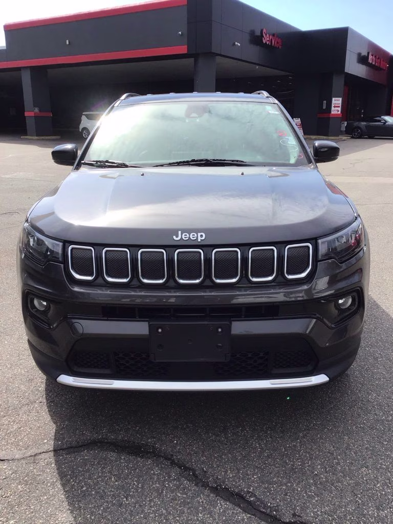 2022 Granite Crystal Metallic Clearcoat Jeep Compass Limited 4X4 SUV