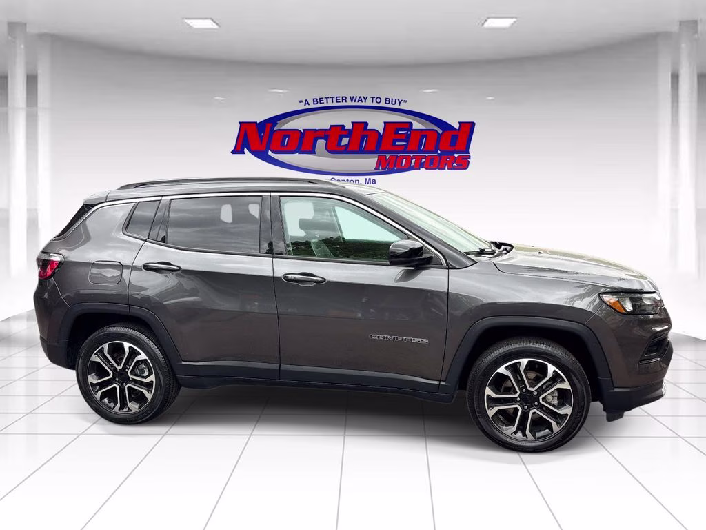 2022 Granite Crystal Metallic Clearcoat Jeep Compass Limited 4X4 SUV