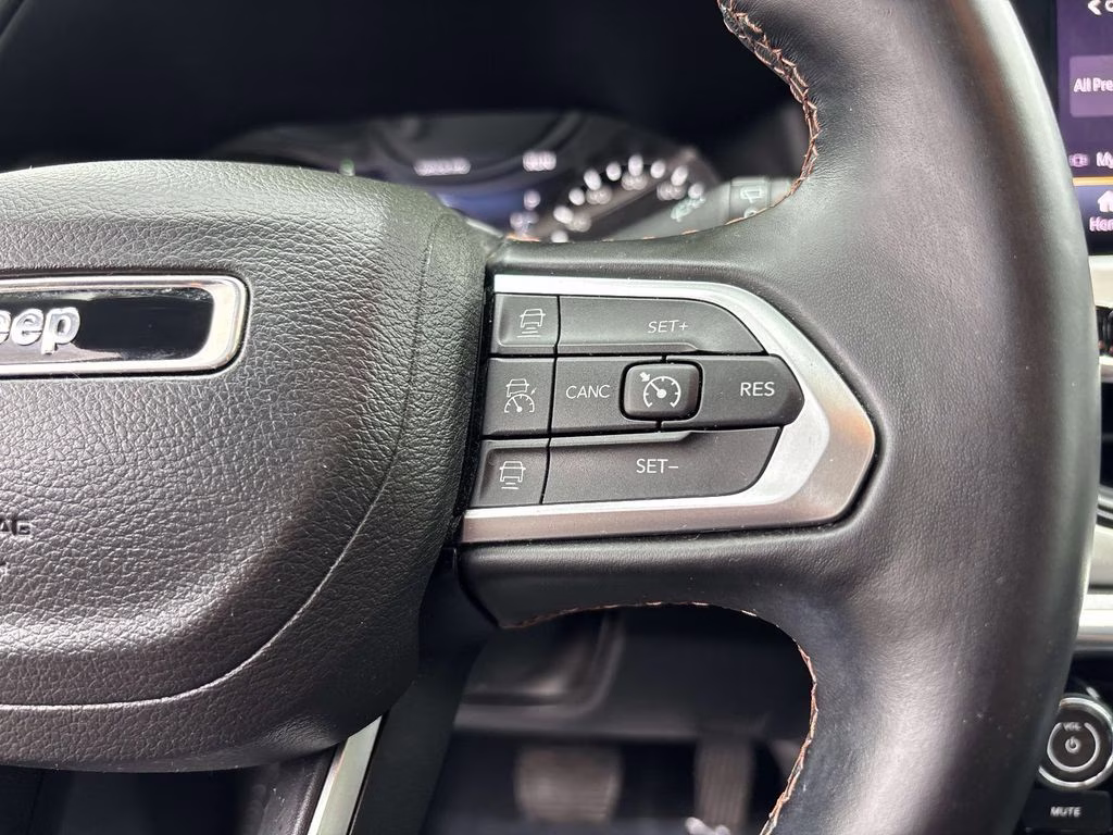 2022 Granite Crystal Metallic Clearcoat Jeep Compass Limited 4X4 SUV