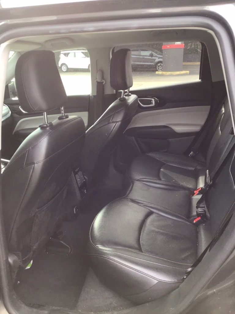 2022 Granite Crystal Metallic Clearcoat Jeep Compass Limited 4X4 SUV