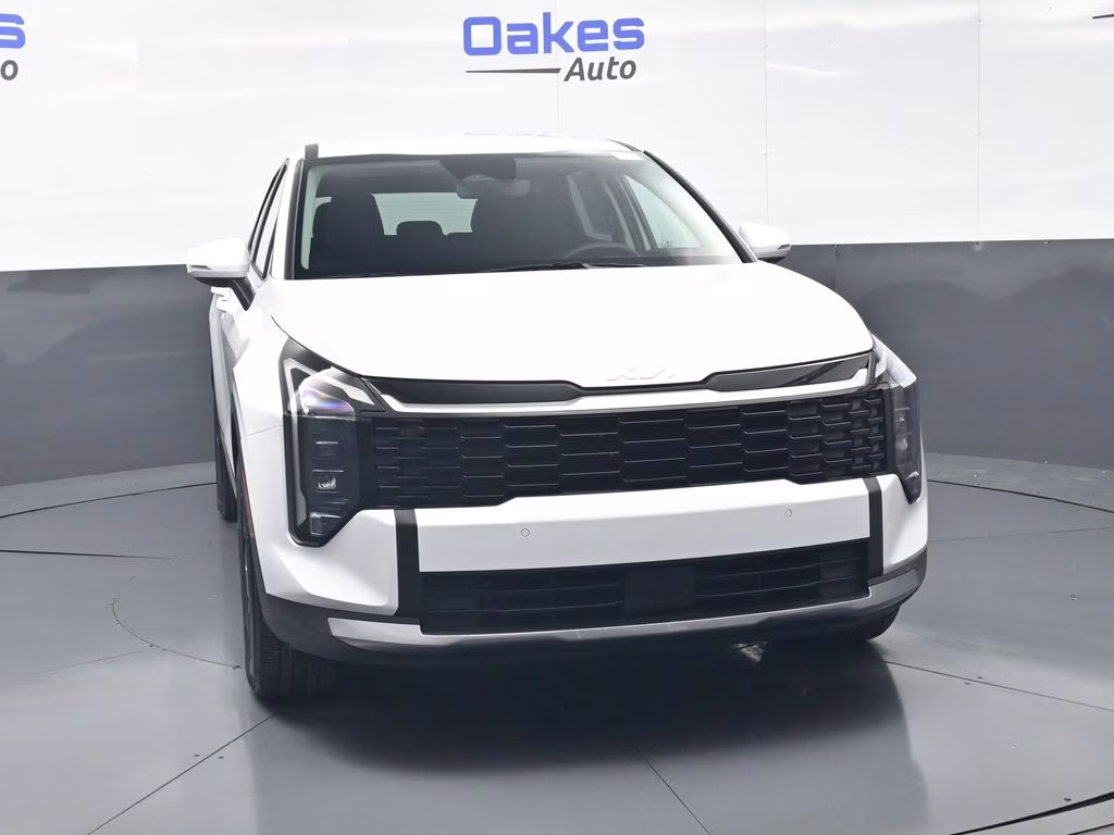 2026 Glacial White Pearl Kia Sportage EX FWD SUV
