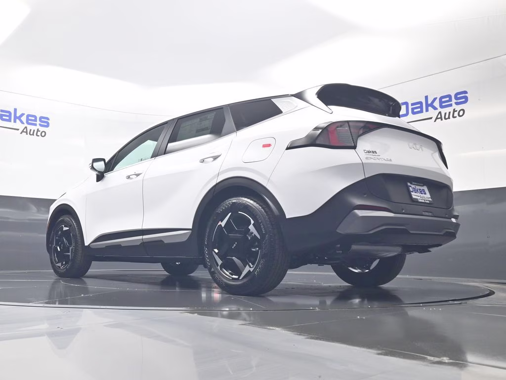 2026 Glacial White Pearl Kia Sportage EX FWD SUV