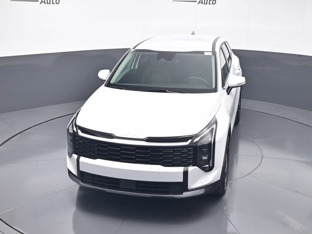 2026 Glacial White Pearl Kia Sportage EX FWD SUV