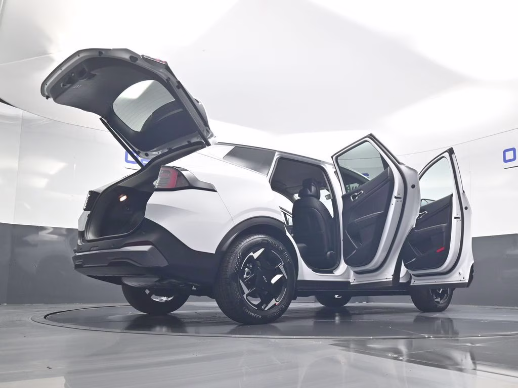 2026 Glacial White Pearl Kia Sportage EX FWD SUV