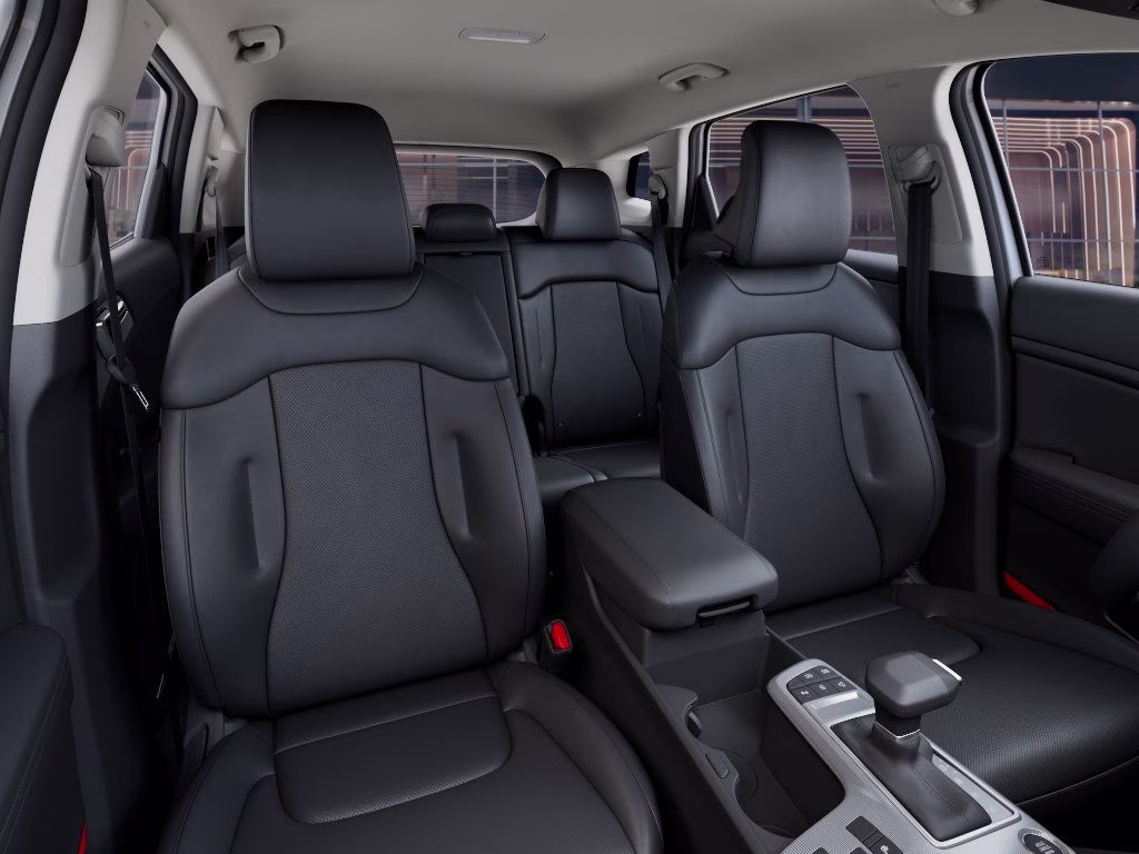 2026 Glacial White Pearl Kia Sportage EX FWD SUV