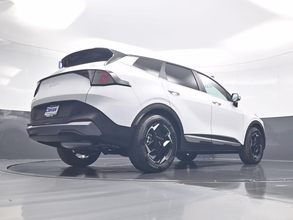 2026 Glacial White Pearl Kia Sportage EX FWD SUV