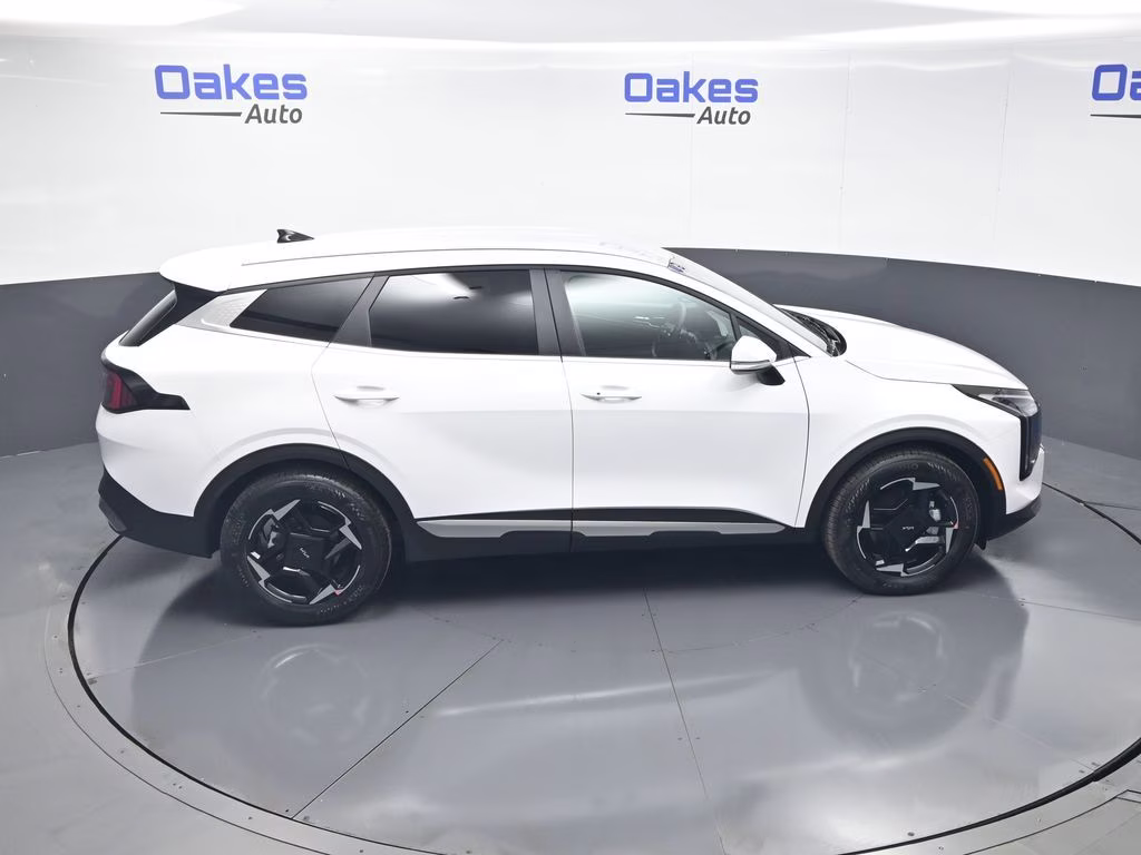2026 Glacial White Pearl Kia Sportage EX FWD SUV