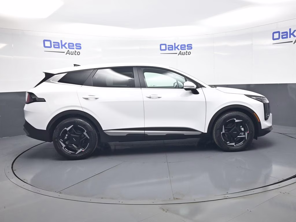2026 Glacial White Pearl Kia Sportage EX FWD SUV