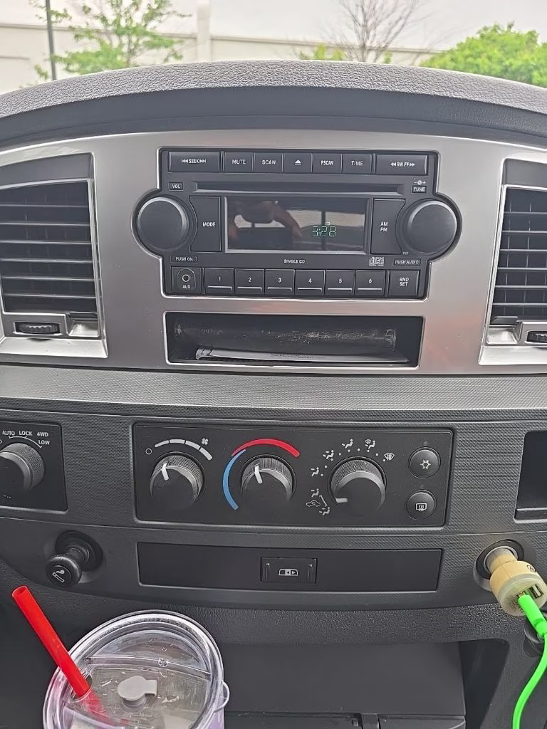 2008 Flame Red Clearcoat Dodge Ram 1500 SLT 4X4 Truck