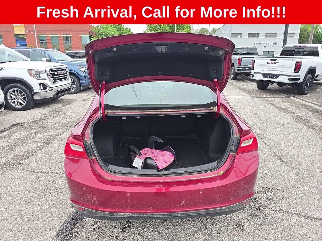 2018 Cajun Red Tintcoat Chevrolet Malibu LT FWD Sedan