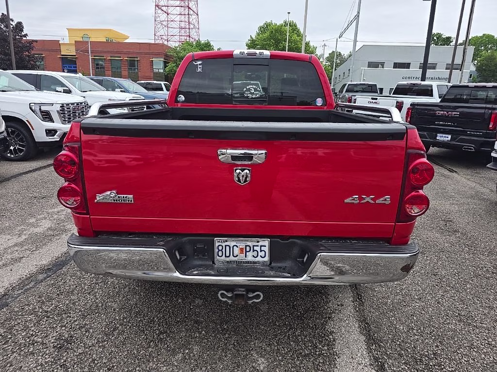 2008 Flame Red Clearcoat Dodge Ram 1500 SLT 4X4 Truck