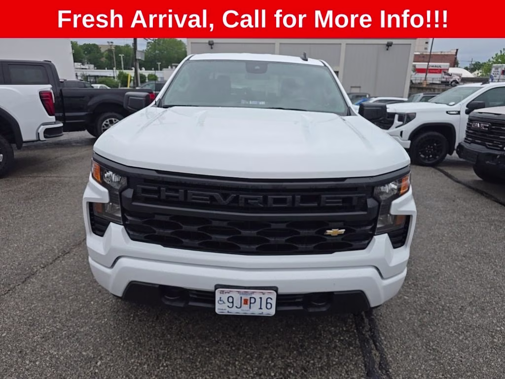 2026 Summit White Chevrolet Silverado 1500 Custom 4X4 Truck