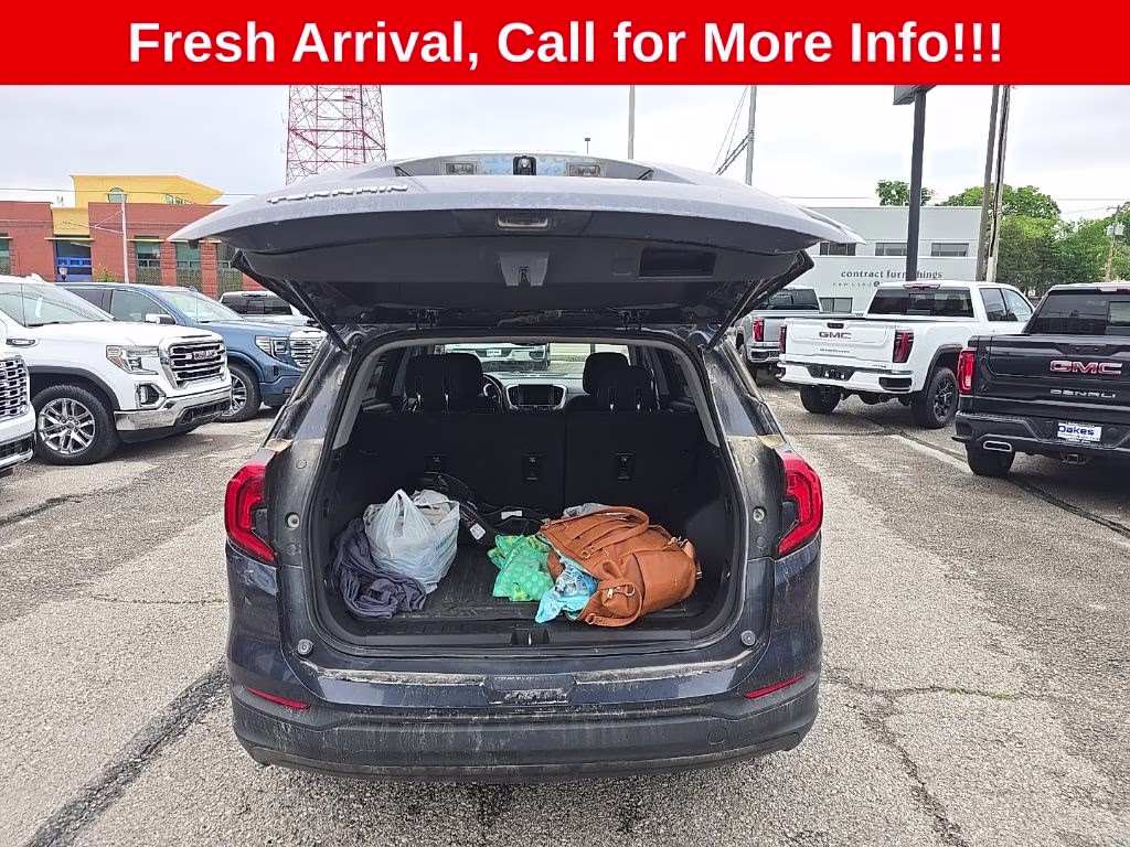 2019 Blue Steel Metallic GMC Terrain SLE FWD SUV