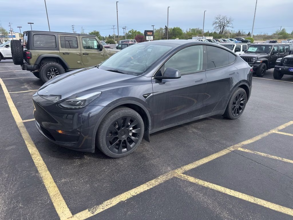 2024 Tesla Model Y Long Range AWD SUV
