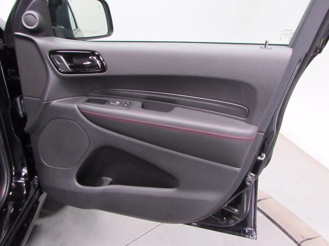 2026 DB Black Clearcoat Dodge Durango GT Plus HEMI V8 AWD SUV
