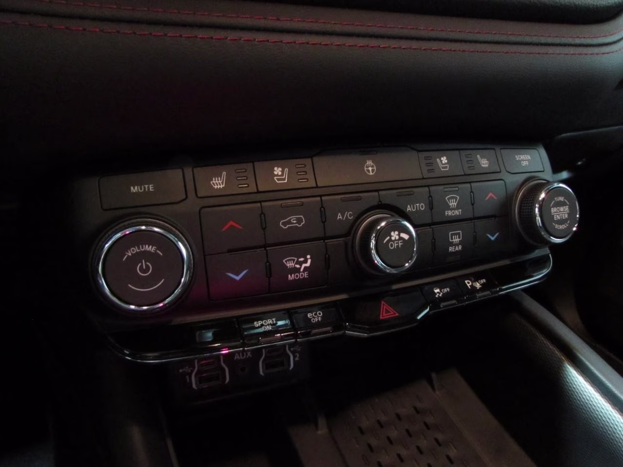 2026 DB Black Clearcoat Dodge Durango GT Plus HEMI V8 AWD SUV