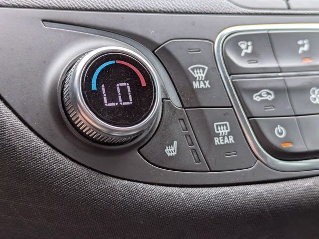 2024 Sterling Gray Metallic Chevrolet Malibu LT FWD Sedan