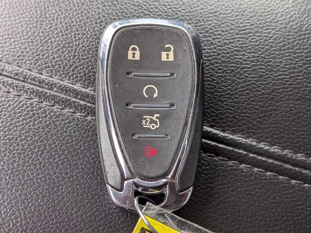 2024 Sterling Gray Metallic Chevrolet Malibu LT FWD Sedan