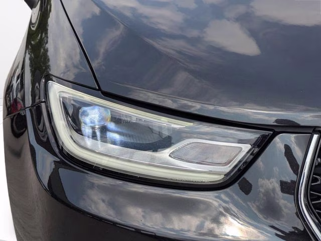 2023 Chrysler Pacifica Hybrid Touring L - Photo 10