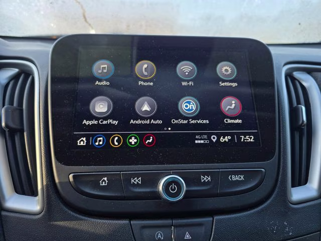 2024 Sterling Gray Metallic Chevrolet Malibu LT FWD Sedan