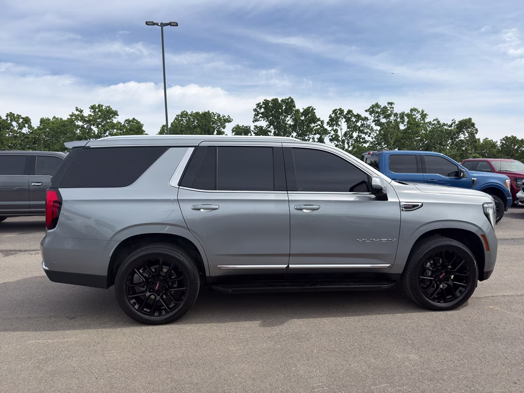 2025 Sterling Metallic GMC Yukon Elevation 4X4 SUV