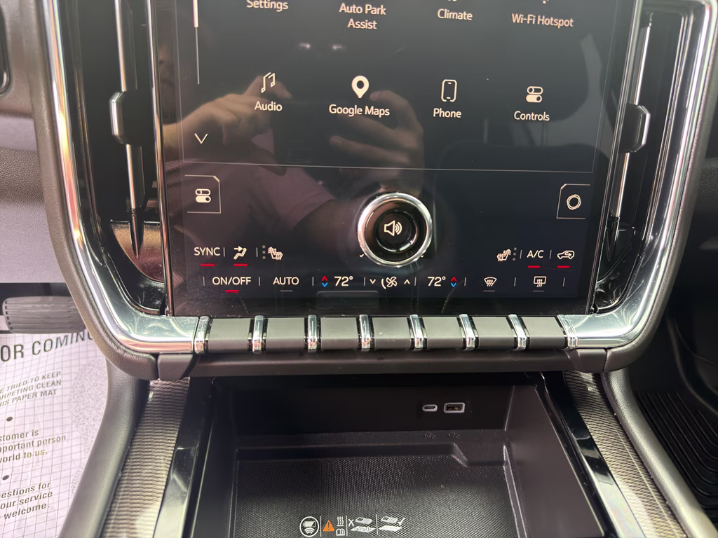 2025 Sterling Metallic GMC Yukon Elevation 4X4 SUV